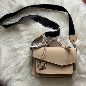 Botkier cobble hill crossbody bag